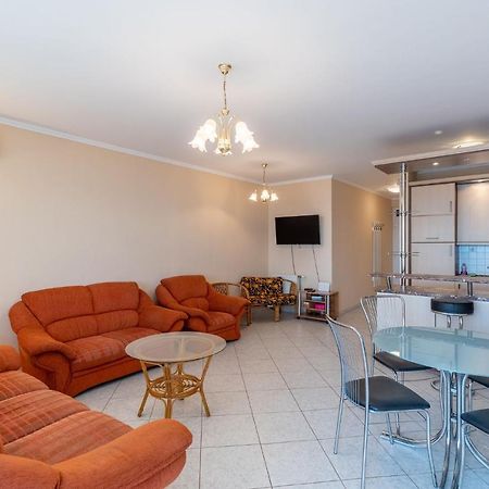شقة Kek Hullam Apartman By Bltn شيوفوك المظهر الخارجي الصورة