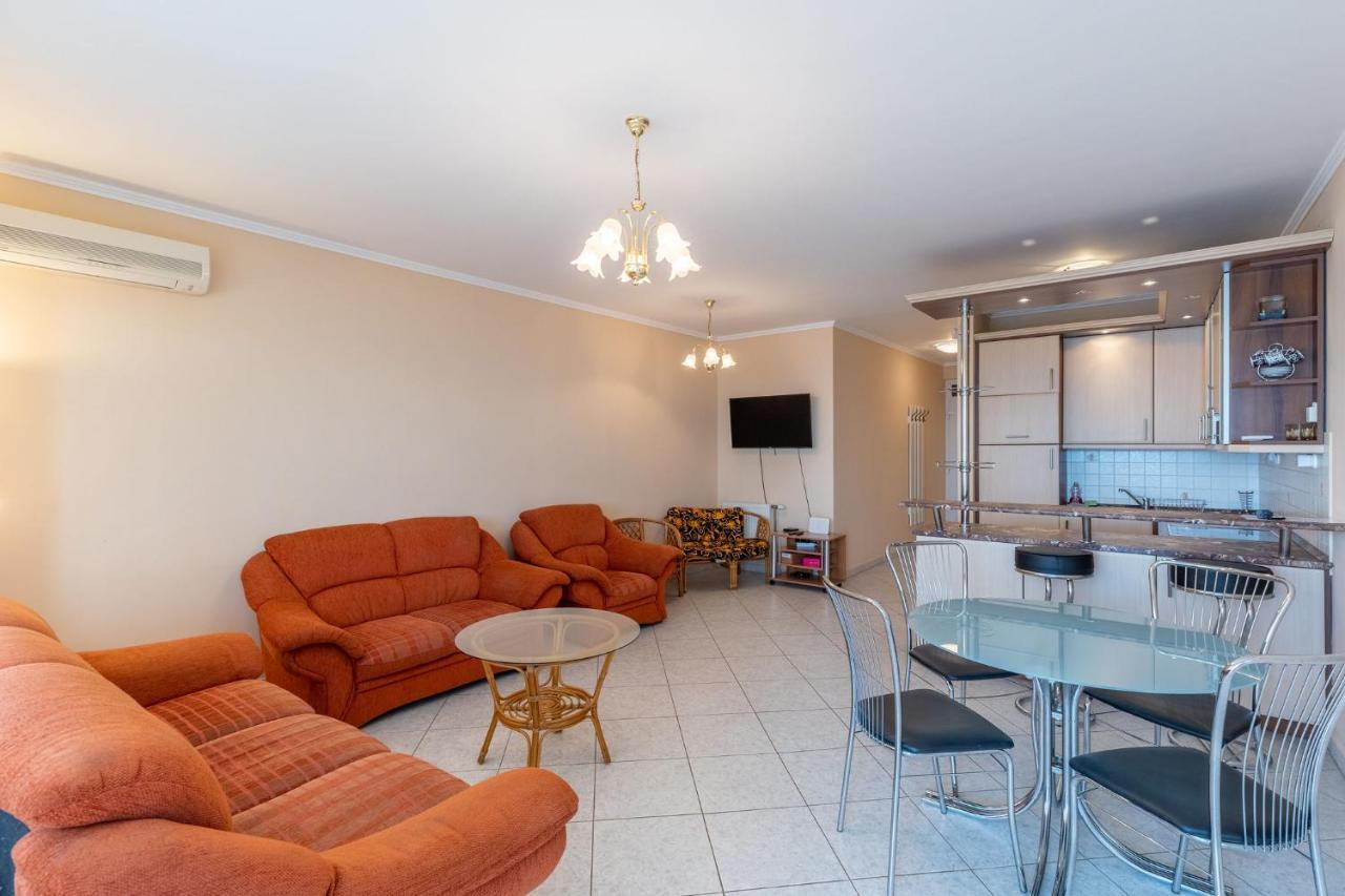شقة Kek Hullam Apartman By Bltn شيوفوك المظهر الخارجي الصورة