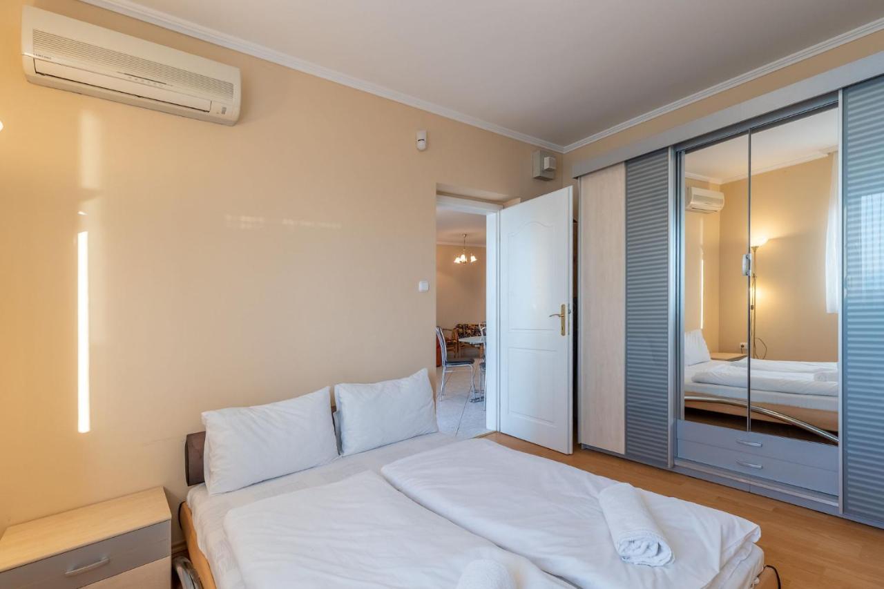 شقة Kek Hullam Apartman By Bltn شيوفوك المظهر الخارجي الصورة